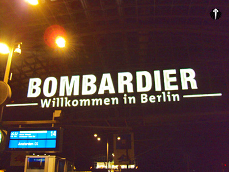 Estação Central de Trem em Berlim. Thumb
